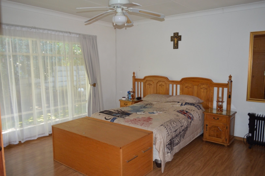 4 Bedroom Property for Sale in Flamwood North West